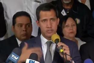 Guaidó pidió que mañana las manifestaciones sean pacíficas