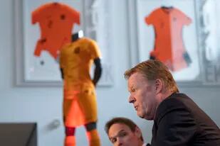 Este lunes, Ronald Koeman fue presentado como técnico de la selección de Holanda, en Zeist