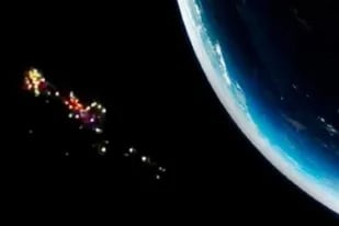 Más de 150 objetos voladores no identificados fueron vistos en trayectoria hacia la Tierra por integrantes de la Estación Espacial Internacional (EEI)