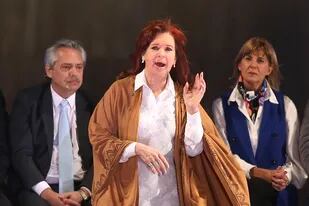 Cristina Kirchner habla durante el acto en Rosario