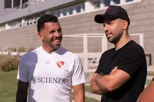 La respuesta de Tevez al Kun Agüero y su posible regreso al fútbol, que ilusiona a los hinchas de Independiente