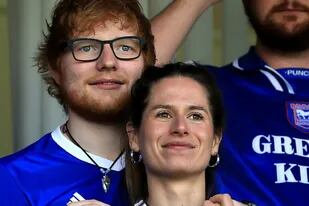 Ed Sheeran y su esposa, Cherry Seaborn, felices padres de Lyra