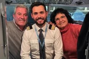 Un piloto le dedicó unas emotivas palabras a sus padres en pleno vuelo