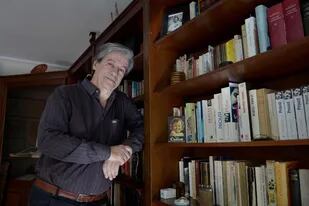 El escritor Eduardo Álvarez Tuñón fue elegido académico de número de la Academia Argentina de Letras