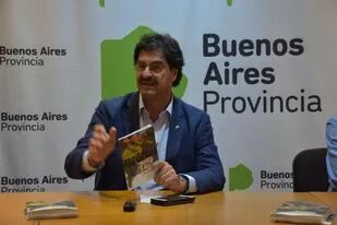 El ministro de Agroindustria de la provincia de Buenos Aires, Leonardo Sarquís, durante la presentación del libro que resume su gestión