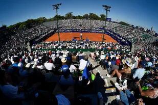 El court central del Buenos Aires Lawn Tennis Club será la sede del duelo entre la Argentina y Belarús, por la Copa Davis.