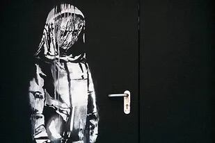 Banksy, cuya identidad se desconoce, es reconocido en la actualidad como el artista más enigmático del mundo