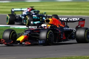 Max Verstappen ganó el sprint en Silverstone y largará primero en el GP de Gran Bretaña