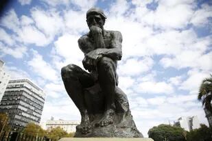 El Pensador, de Auguste Rodin, en la Plaza Congreso