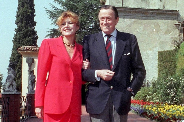 El barón Hans Heinrich Thyssen-Bornemisza junto con la baronesa, en 1990
