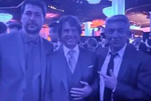 La foto del encuentro de Ricardo Darín y Santiago Mitre con Tom Cruise en  la previa de los Oscar - LA NACION