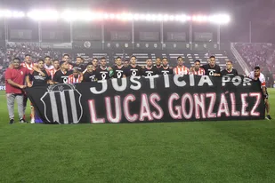 Barracas Central recordó a Lucas González.
