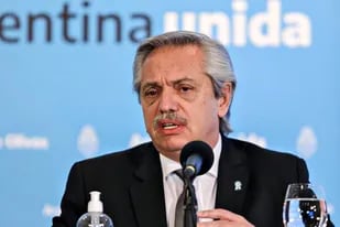 Alberto Fernández durante el anuncio de extensión de la cuarentena