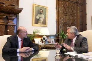 El gobernador Perotti junto al presidente Fernández, en la Casa Rosada