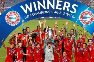 El Bayern Munich festeja la obtención de la Champions en Lisboa ante el PSG