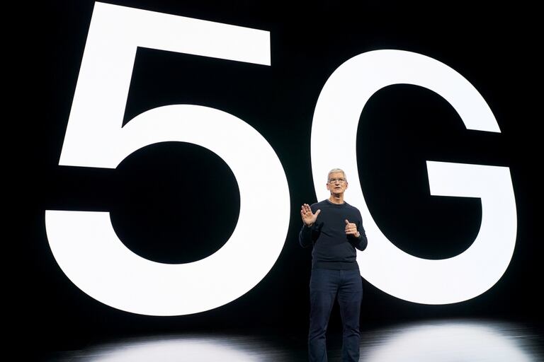 Tim Cook, CEO de Apple, durante el lanzamiento de los nuevos teléfonos iPhone 12 con soporte para las redes 5G