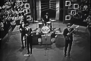 En un confuso episodio, cuatro imitadores de Jonh, Paul, George y Ringo causaron furor en la Argentina a mediados de los años 60