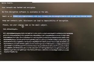 El mensaje que aparece en las computadoras infectadas de Cadena Ser y Everis, y que exige un pago para recuperar el acceso a los archivos