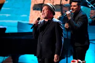 Rubén Blades regresa a la Argentina con las canciones de su último álbum, Salswing!