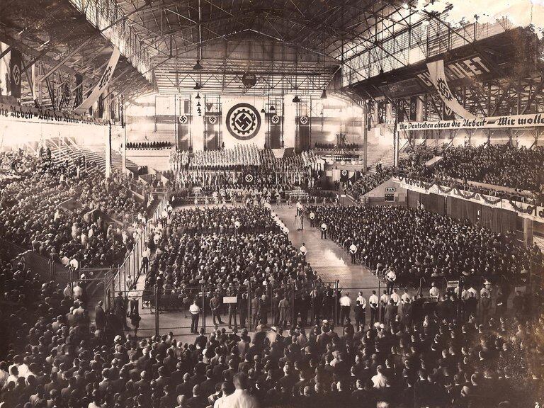 El acto se convirtió en la celebración nazi más grande que tuvo lugar fuera de Alemania (Archivo Luna Park)