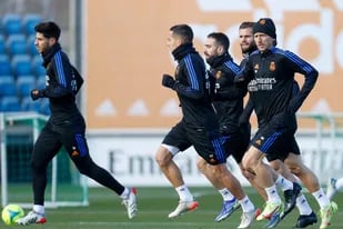 Una imagen de un entrenamientos del Real Madrid de esta semana. Modric y Asensio, dos de los afectados por coronavirus