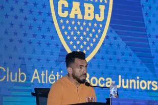 Carlos Tevez en la Bombonera, durante su anuncio de despedida de Boca.