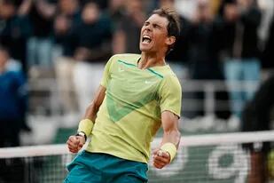 Rafael Nadal venció a Felix Auger-Aliassime durante los octavos de final de Roland Garros