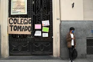 Una de las escuelas tomadas en la Ciudad de Buenos Aires durante la última semana