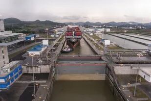 19-07-2016 Nuevo juego de esclusas del Canal de Panamá ECONOMIA SACYR