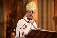 El arzobispo de La Plata convocó a oficialistas y opositores a un homenaje a Francisco en el contexto de crisis