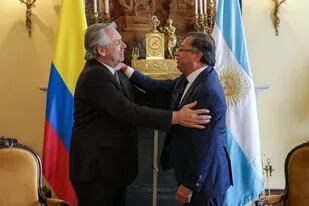 El presidente Alberto Fernández junto a su par colombiano, Gustavo Petro