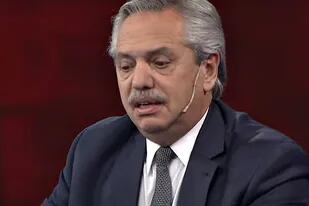 Alberto Fernández durante la entrevista