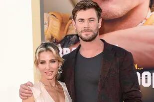 Elsa Pataky y su marido Chris Hemsworth, criticados por una broma de cumpleaños que le hicieron a uno de sus hijos