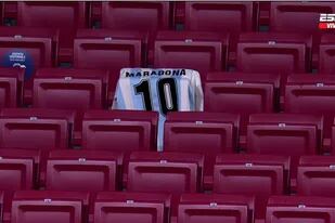 La camiseta de Diego en el Wanda Metropolitano, en Madrid, uno de los tantos homenajes que se hicieron en los partidos de la Champions League