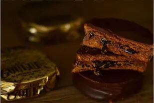 La fábrica de La Goulue Chocolatier produce 5000 alfajores y 1500 cajas de chocolate por mes