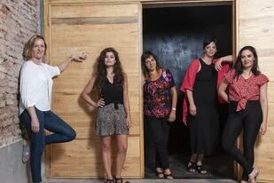 Sandra Franzen, Anabel Ares, Susana Torres Molina, Judit Gutiérrez y Mariela Asensio, dramaturgas