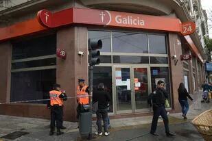 Las mayores ganancias fueron para los bancos. Grupo Financiero Galicia repuntó un 32,3% y Banco Macro, un 32,1%.