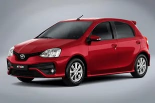 Toyota Etios, el más barato según los precios oficiales de junio
