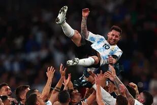 Lionel Messi, el eje de un equipo que descubre elogios donde no existían
