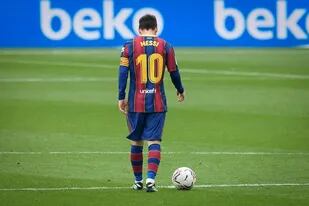 Lionel Messi, entre intentar levantar cabeza con el Barcelona y su futuro a partir de junio