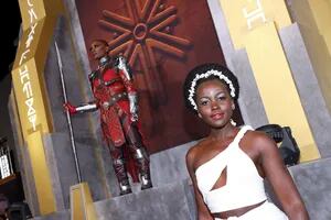 De Lupita Nyong’o a Rihanna, los looks en la premiere de Pantera Negra: Wakanda por siempre