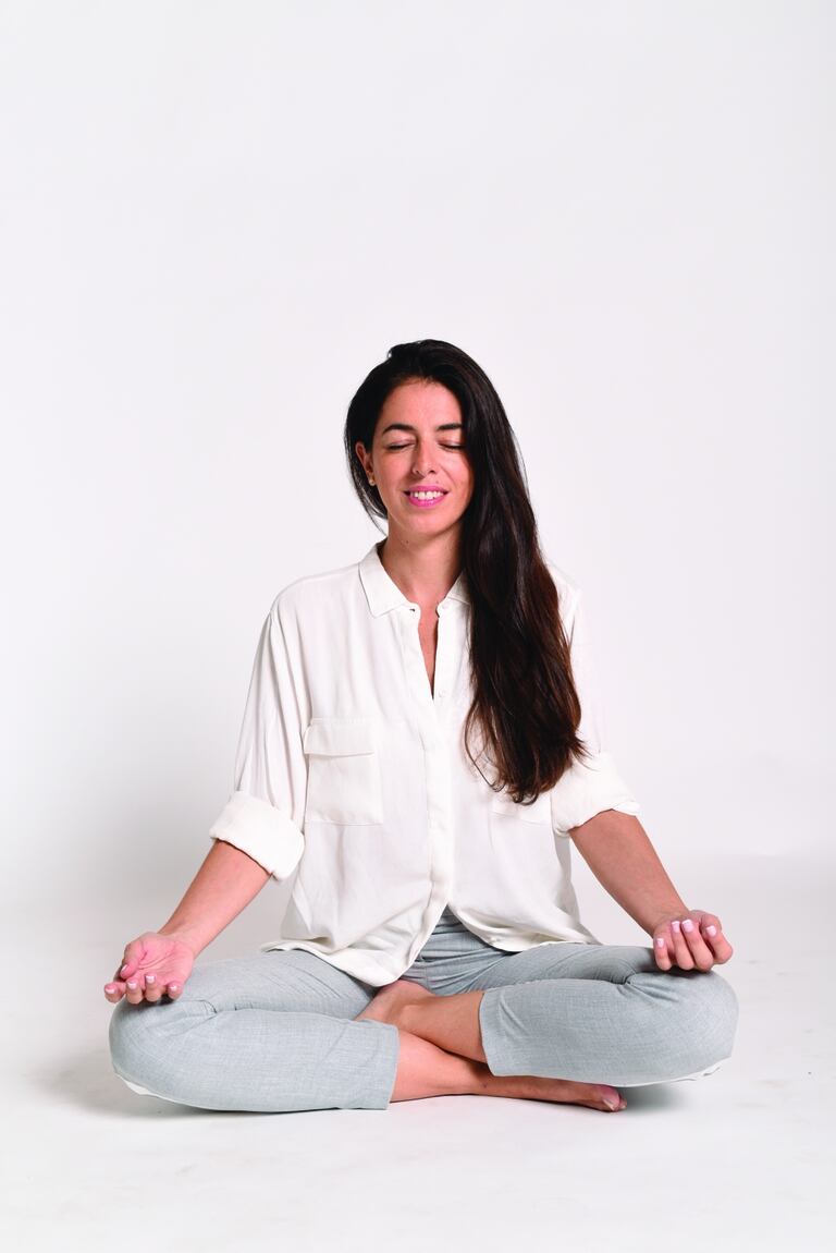 Claudia Arellano, coach, instructora de meditación y técnicas de respiración de El Arte de Vivir.