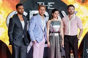 El hombre gris: Chris Evans, Ryan Gosling, Ana de Armas, Regé- Jean Page y los hermanos Russo, hablan del nuevo film de Netflix, el más costoso de su historia