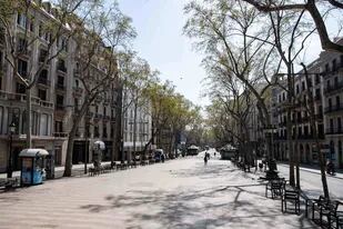 Las calles vacías de Barcelona en plena cuarentena por coronavirus