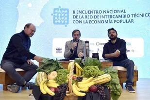Grobocopatel y Grabois en una charla en la Universidad de Córdoba