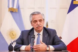 Conferencia de prensa del presidente Alberto Fernández en París.