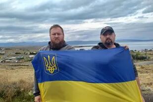 Nazar y Taras Kuzmin, desde El Calafate, se alistan para ir a combatir a Ucrania.
