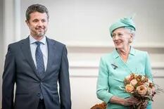 La reina de Dinamarca pidió perdón por la medida que desató un escándalo: "Espero que podamos superarlo"