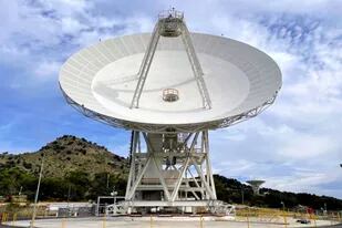 17-03-2022 VÍDEO Así instaló la NASA su nueva gran antena 'todoterreno' en España .  La NASA ha producido un vídeo que resume en 60 segundos los 17 meses de construcción cerca de Madrid de la nueva y poderosa antena parabólica para su Red de Espacio Pofundo (DSN).  POLITICA INVESTIGACIÓN Y TECNOLOGÍA NASA