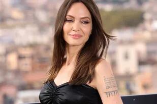 Angelina Jolie tomó una drástica decisión tras su larga batalla legal con Brad Pitt